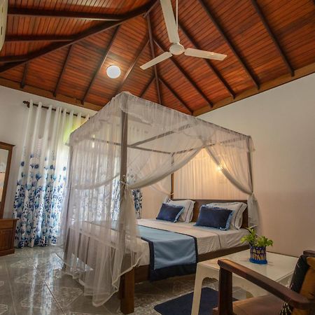 갈레 Three Shades B&B 외부 사진