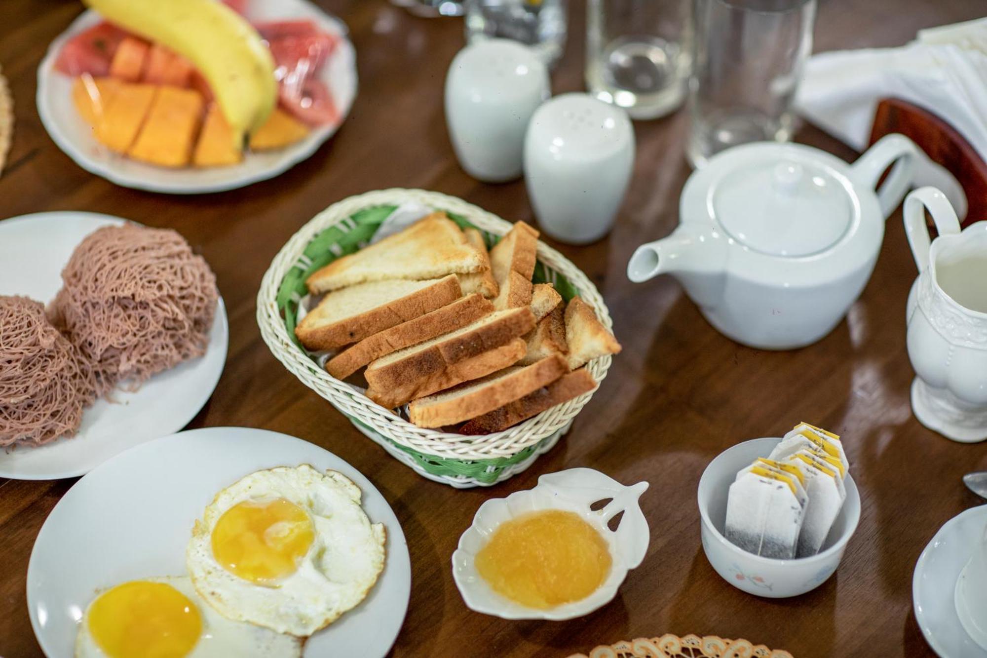 갈레 Three Shades B&B 외부 사진